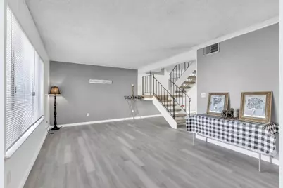 4110 Weymouth Lane, Sacramento, CA 95823 - Photo 5
