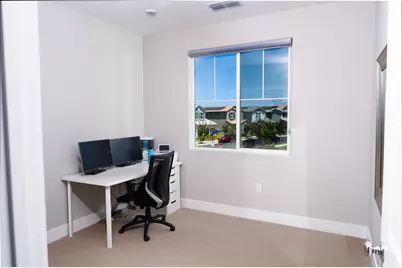 22 E Funderburg Boulevard, Mountain House, CA 95391 - Photo 21