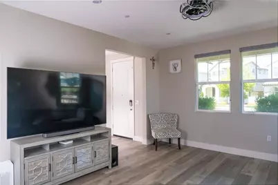 22 E Funderburg Boulevard, Mountain House, CA 95391 - Photo 7