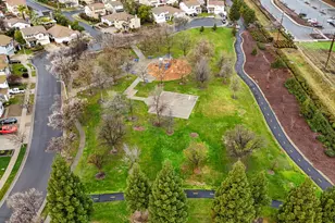 609 Granada Pass Dr, Roseville, CA 95678 - Photo 47