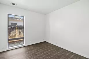 8744 Contemporary Ct, Elk Grove, CA 95624 - Photo 33