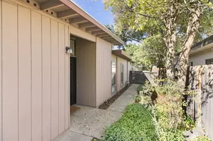 8744 Contemporary Ct, Elk Grove, CA 95624 - Photo 5