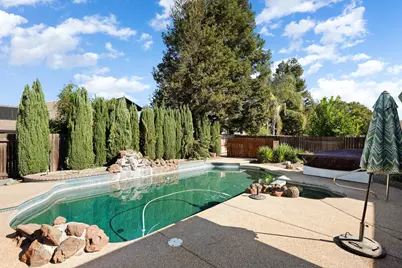 737 Lake Canyon Avenue, Galt, CA 95632 - Photo 3