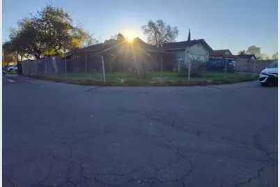 3238 Kinnaird Way, Sacramento, CA 95838 - Photo 9