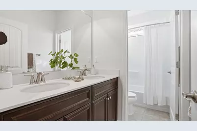 2101 Camino Real Way, Roseville, CA 95747 - Photo 23