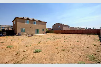 2045 Conadria Avenue, Chowchilla, CA 93610 - Photo 9