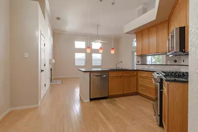 2100 Paramont Way, Modesto, CA 95355 - Photo 7