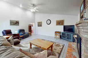 998 Mariposa Dr, Yuba City, CA 95991 - Photo 33