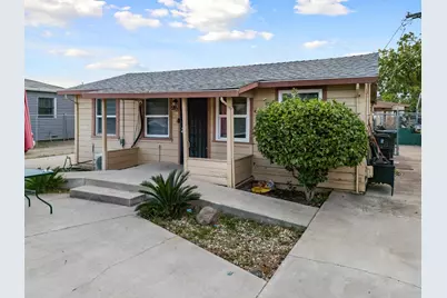 915 S Hinkley Avenue, Stockton, CA 95215 - Photo 1