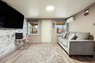 915 S Hinkley Ave, Stockton, CA 95215 - Photo 7