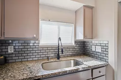 1220 Fig Avenue, Merced, CA 95341 - Photo 7