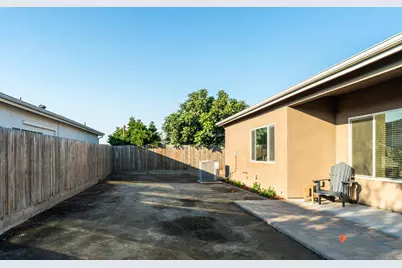 1797 Clearwater Street, Tulare, CA 93274 - Photo 27