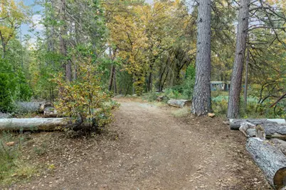 10376 Smith Road, Grass Valley, CA 95949 - Photo 13