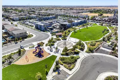 3041 Village Center Drive, Roseville, CA 95747 - Photo 41