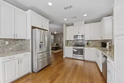 3041 Village Center Drive, Roseville, CA 95747 - Photo 13