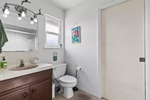 1570 Valley View Dr, Yuba City, CA 95993 - Photo 29