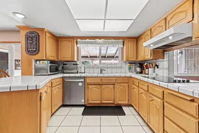 1570 Valley View Drive, Yuba City, CA 95993 - Photo 13