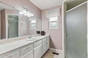 1570 Valley View Dr, Yuba City, CA 95993 - Photo 27
