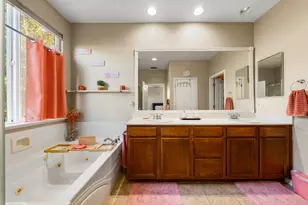 3662 W River Dr, Sacramento, CA 95833 - Photo 31