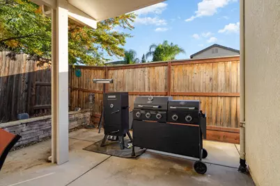 3662 W River Drive, Sacramento, CA 95833 - Photo 39