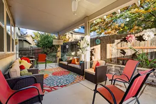 3662 W River Dr, Sacramento, CA 95833 - Photo 37