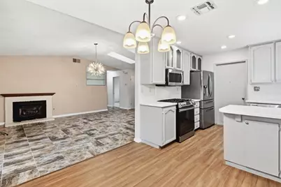 7325 Sunsilver Lane, Sacramento, CA 95828 - Photo 15
