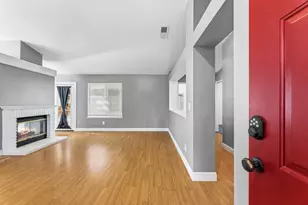 7011 Royal Links Dr, Riverbank, CA 95367 - Photo 3