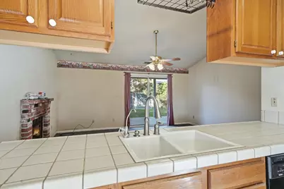 229 Sandpiper Drive, Galt, CA 95632 - Photo 17