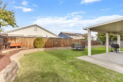 985 Blackwell Way, Galt, CA 95632 - Photo 43