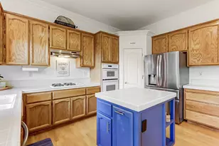 985 Blackwell Way, Galt, CA 95632 - Photo 19