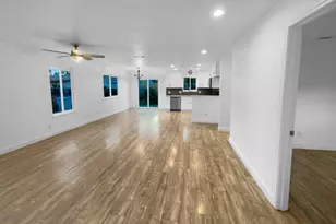 1109 Frienza Ave, Sacramento, CA 95815 - Photo 9