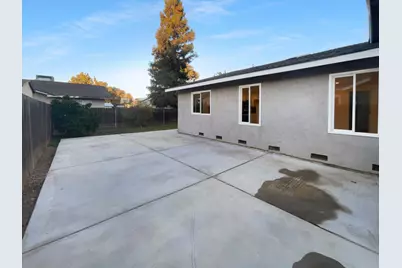 1109 Frienza Avenue, Sacramento, CA 95815 - Photo 21