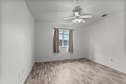 336 S Airport Way, Stockton, CA 95205 - Photo 15