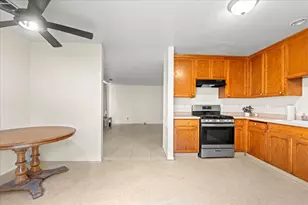 336 S Airport Way, Stockton, CA 95205 - Photo 9