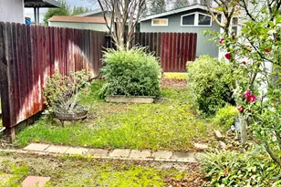 Radiance, Citrus Heights, CA 95621 - Photo 15