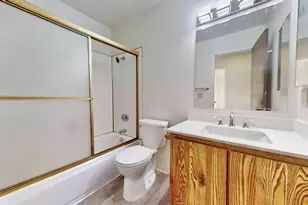 2 Topam Ct, Sacramento, CA 95833 - Photo 3