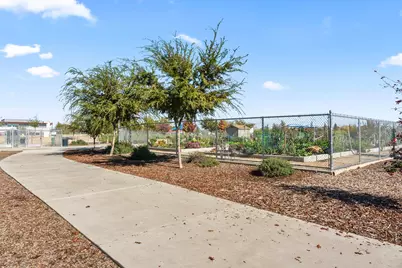 4886 Westlake Parkway, Sacramento, CA 95835 - Photo 91