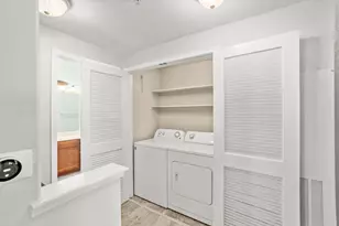 1900 Danbrook Dr, Sacramento, CA 95835 - Photo 23