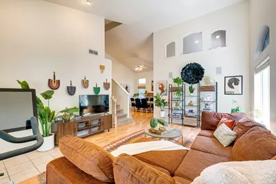 7917 Caymus Drive, Sacramento, CA 95829 - Photo 5