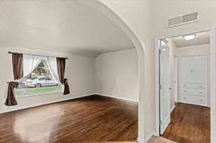 210 Rowland Ave, Modesto, CA 95354 - Photo 25