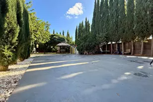 1736 Beverly Dr, Modesto, CA 95358 - Photo 13