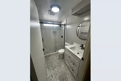 S Harlan Rd #16, Lathrop, CA 95330 - Photo 11