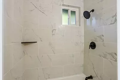 2036 Del Rio Drive, Stockton, CA 95204 - Photo 13