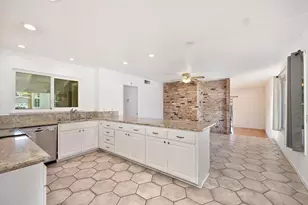 3338 Eisenhower Dr, Sacramento, CA 95826 - Photo 19