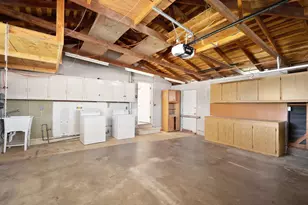 3338 Eisenhower Dr, Sacramento, CA 95826 - Photo 37