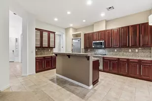 28 Eastham Ct, Sacramento, CA 95833 - Photo 15