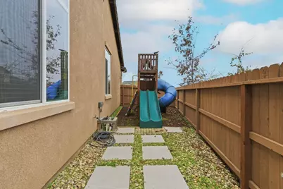 2532 Branden Place, Manteca, CA 95337 - Photo 35