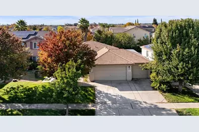 4304 Bluebell Avenue, Olivehurst, CA 95961 - Photo 1