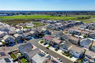 8842 Cohasset Wy, Elk Grove, CA 95758 - Photo 37