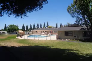 Marshall Dr, Sacramento, CA 95842 - Photo 21